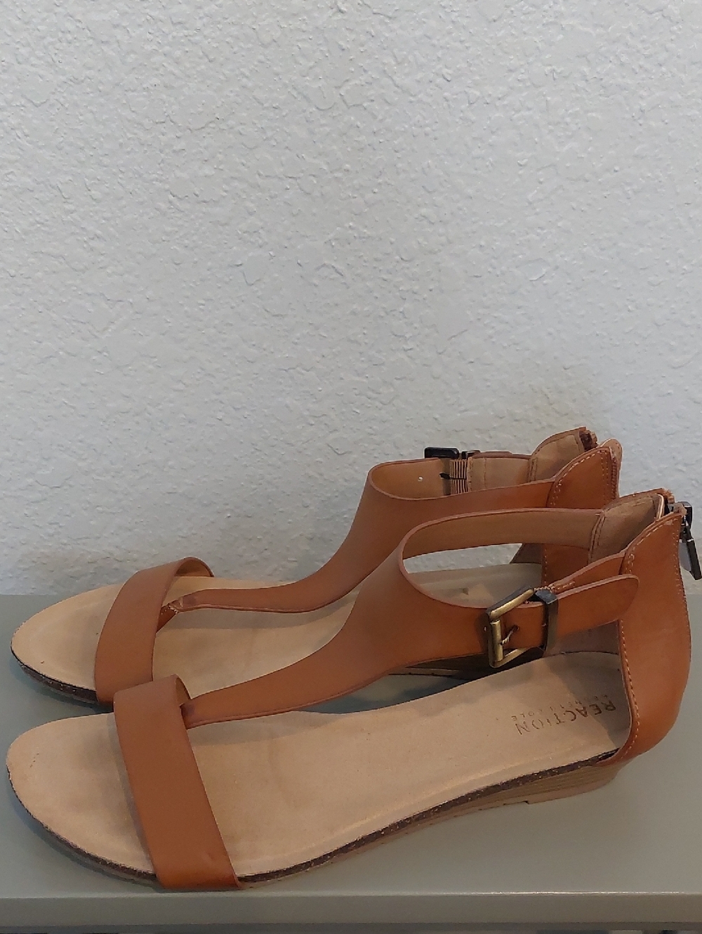 Kenneth Cole Reaction Sandals 9.5